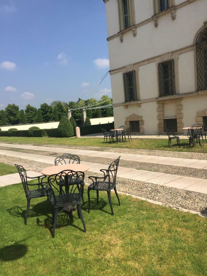Villa Vecelli Cavriani Mozzecane Kültér fotó