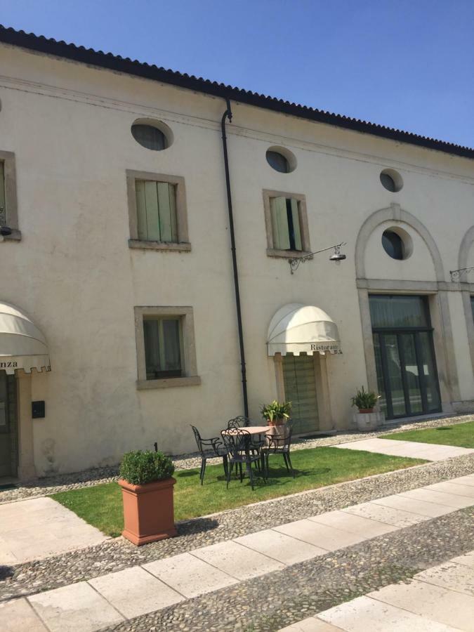 Villa Vecelli Cavriani Mozzecane Kültér fotó