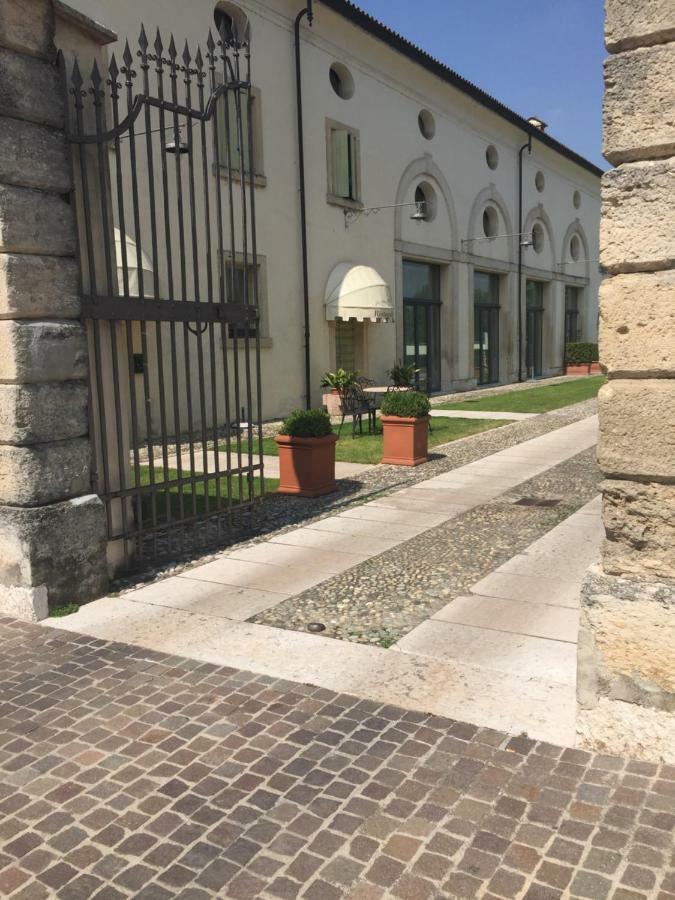 Villa Vecelli Cavriani Mozzecane Kültér fotó
